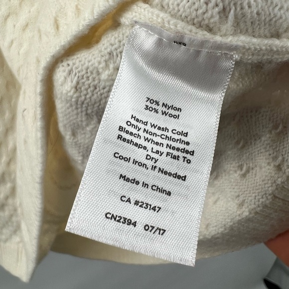 Talbots cream wool blend sweater long sleeve L - Picture 4 of 6